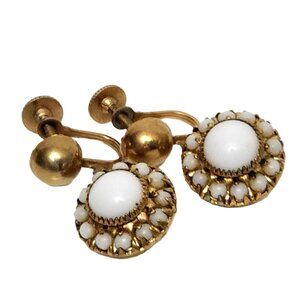 Vintage RARE Vargas Gold Filled White Confetti Flower Bead Screw On Earrings